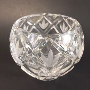 Crystal Rose Bowl Vase Etched Cut Glass Leave Beveled 3”x3” Round